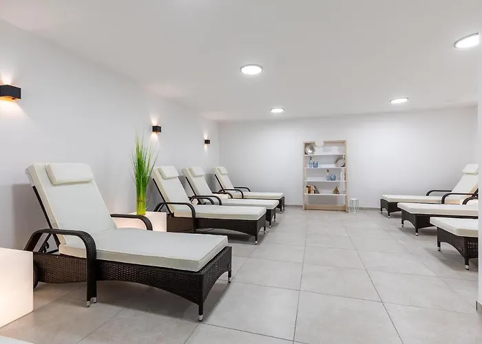 Ostseeallee Ostseeallee 3-26 شقة 4*